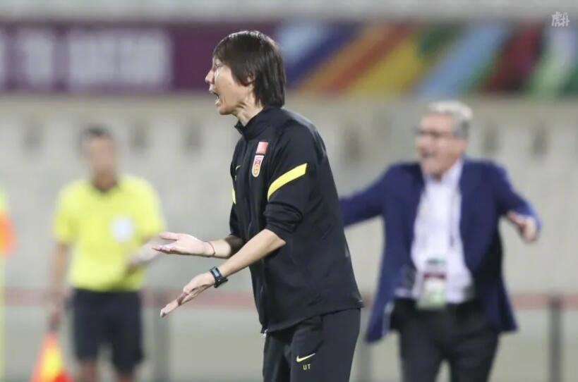 李铁:换下洛国富,是看到他防守能力有所下降做出的决定休闲区蓝鸢梦想 - Www.slyday.coM 李铁:换下洛国富,是看到他防守能力有所下降做出的决定休闲区蓝鸢梦想 - Www.slyday.coM