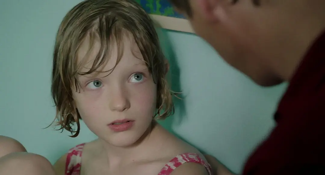 小心你身边貌似忠良的普通人！真实事件改编的电影，保护好孩子休闲区蓝鸢梦想 - Www.slyday.coM