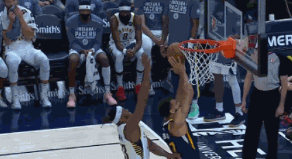 又打架了！戈贝尔和特纳冲突，造成4人被驱逐，看联盟如何处罚休闲区蓝鸢梦想 - Www.slyday.coM