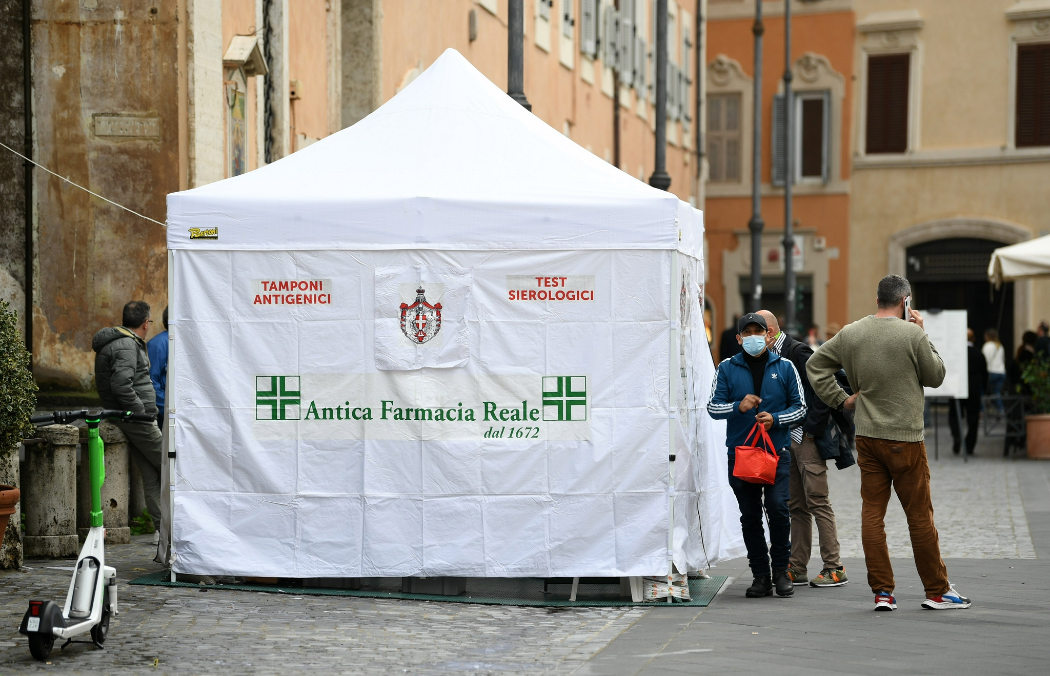 意大利新增新冠确诊病例8569例休闲区蓝鸢梦想 - Www.slyday.coM