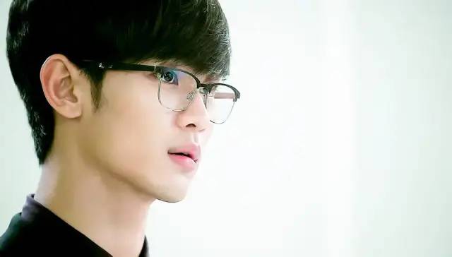 还有人看吗?|都教授|来自星星的你|韩剧_新浪新闻