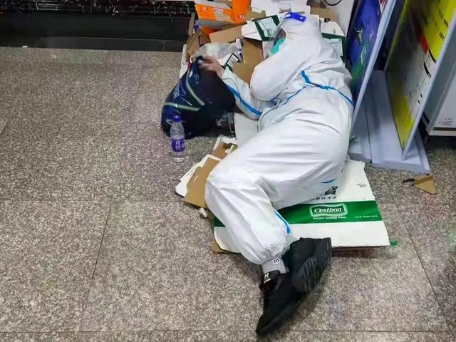 大连30余名大学城学生确诊！他们的“隔离日记”看哭……休闲区蓝鸢梦想 - Www.slyday.coM