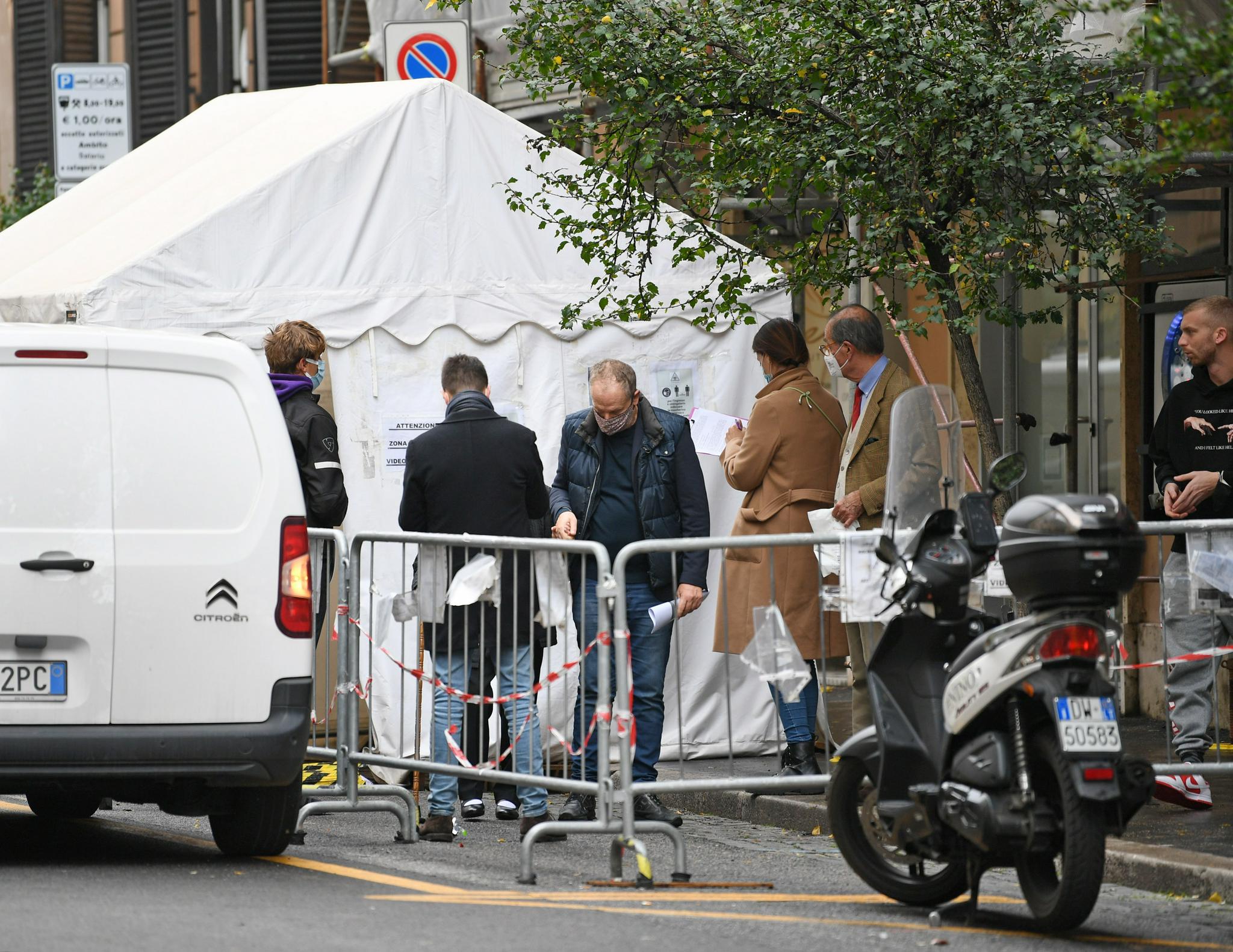 意大利新增新冠确诊病例8569例休闲区蓝鸢梦想 - Www.slyday.coM