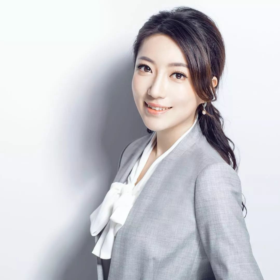 袁咏仪张智霖家首次曝光:这个细节,决定了你的人生层次