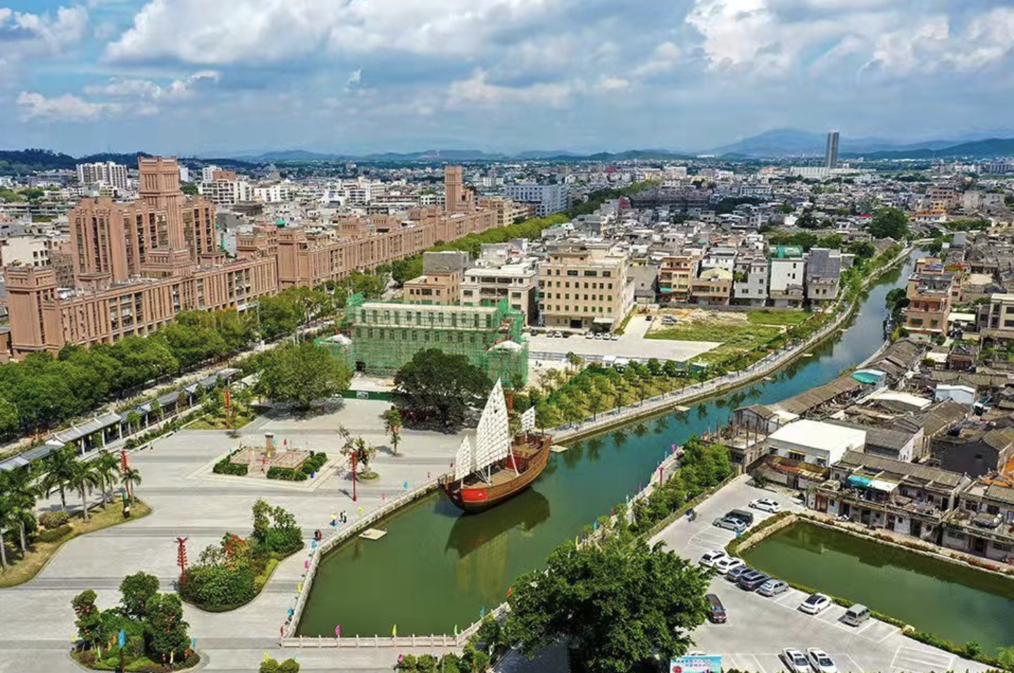 推动深汕深度协作落地落实汕头澄海在深圳举办营商环境和招商引资推介