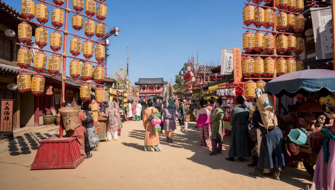 但是古代可没有某宝某多多这样的网上购物app,想买东西就得上街.