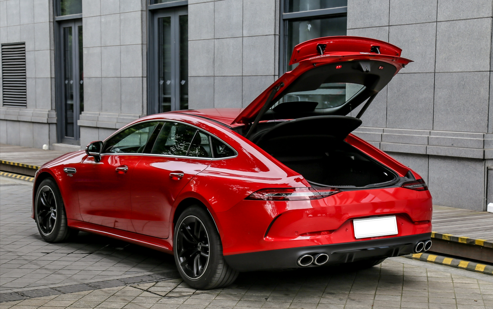 6缸进口奔驰轿跑车100万左右我的梦想车之一