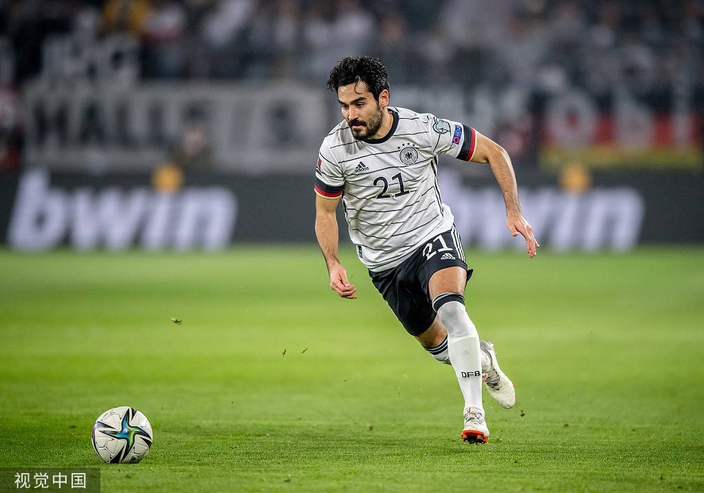 京多安:在弗里克的带领下我们能成功,我享受在瓜帅手下踢球!