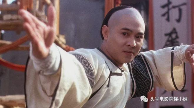 世界首富身高被调侃，娱乐圈身高不足170的男星，有人虚高5厘米？休闲区蓝鸢梦想 - Www.slyday.coM