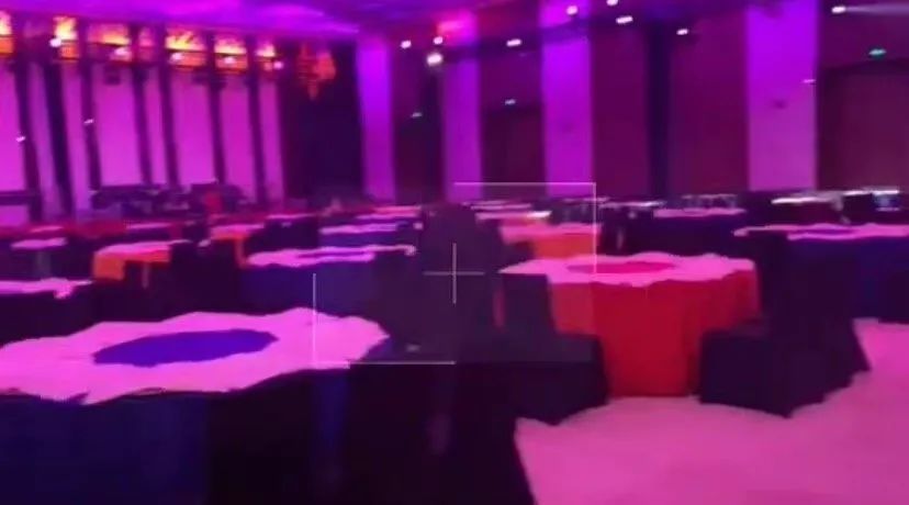 芭莎慈善夜场地疑曝光,面积狭窄显寒酸,苏芒走后芭莎盛况不再休闲区蓝鸢梦想 - Www.slyday.coM 芭莎慈善夜场地疑曝光,面积狭窄显寒酸,苏芒走后芭莎盛况不再休闲区蓝鸢梦想 - Www.slyday.coM