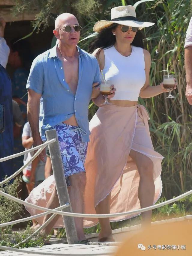 世界首富身高被调侃，娱乐圈身高不足170的男星，有人虚高5厘米？休闲区蓝鸢梦想 - Www.slyday.coM