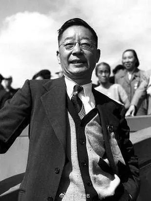 1966年8月,老舍的妻子揭发丈夫婚内出轨,老舍自杀后……休闲区蓝鸢梦想 - Www.slyday.coM 1966年8月,老舍的妻子揭发丈夫婚内出轨,老舍自杀后……休闲区蓝鸢梦想 - Www.slyday.coM