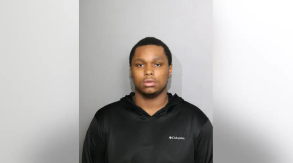 劫杀中国留学生的18岁黑人男子落网，被控一级谋杀罪休闲区蓝鸢梦想 - Www.slyday.coM