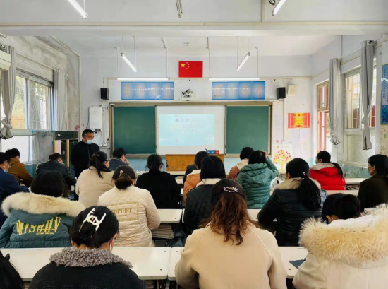 坐标新密！直击疫情下3所学校的校园生活，这里的师生安好！休闲区蓝鸢梦想 - Www.slyday.coM