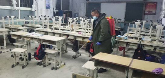 坐标新密！直击疫情下3所学校的校园生活，这里的师生安好！休闲区蓝鸢梦想 - Www.slyday.coM