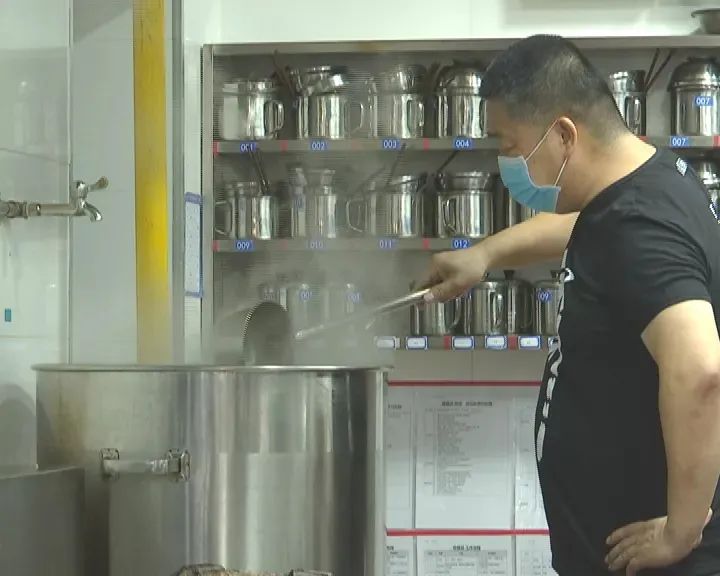 新增40例本土确诊病例 轨迹公布 大连一地调整为高风险地区休闲区蓝鸢梦想 - Www.slyday.coM