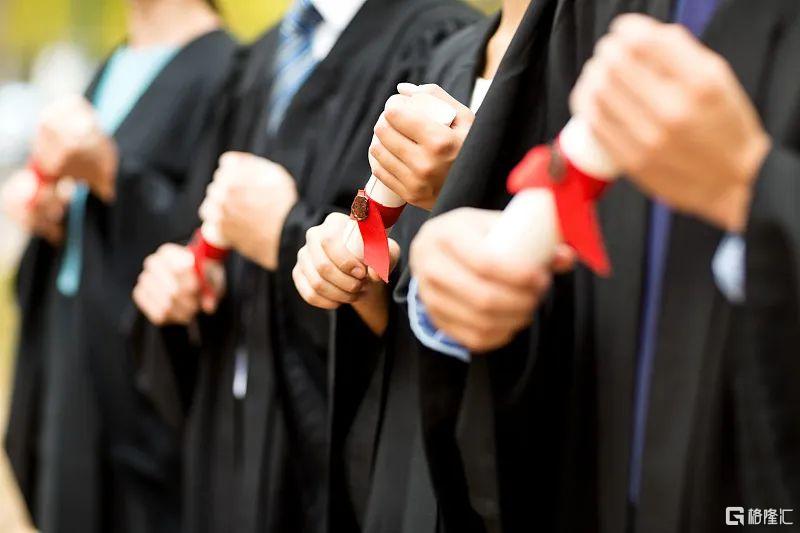 好未来宣布明年退出小初学科类培训，和新东方在线有何不同？休闲区蓝鸢梦想 - Www.slyday.coM