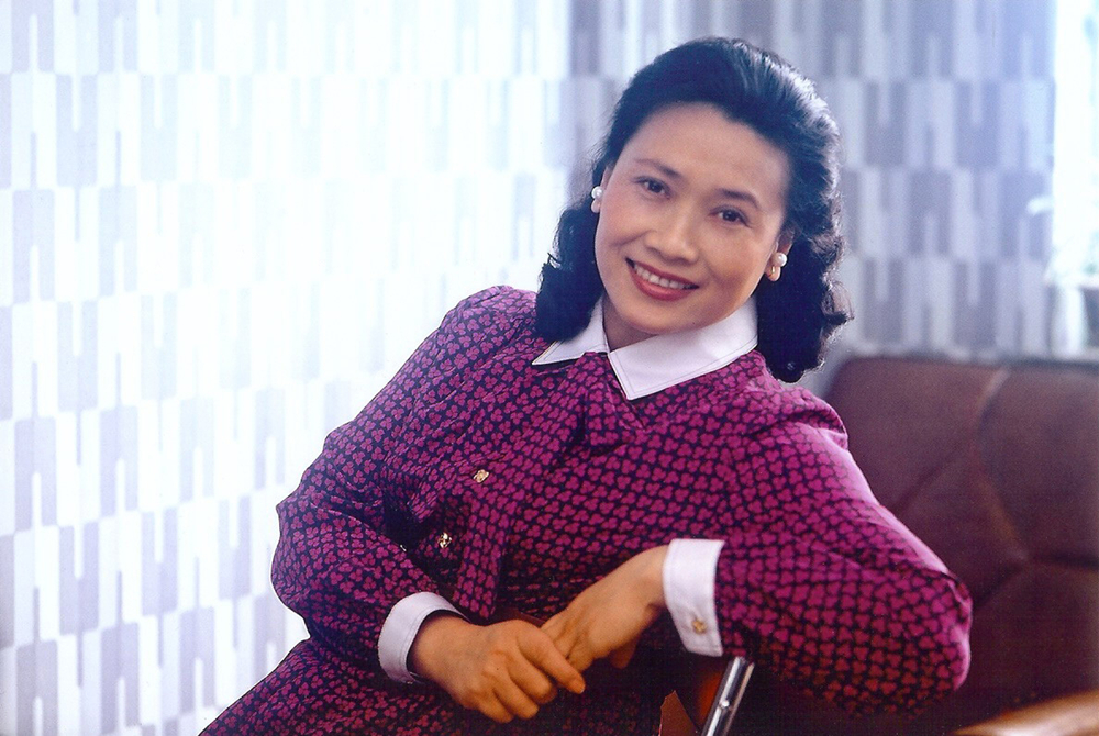 金梭银梭吹来怀旧风84岁的朱逢博还是那么美