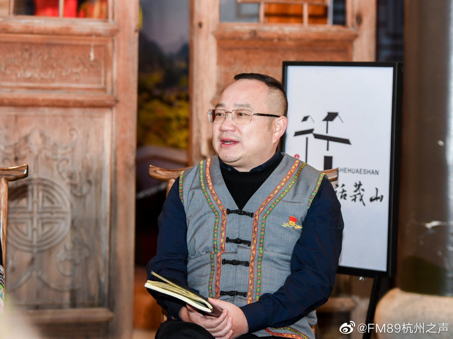 接地气的“新村夜话”，让十九届六中全会精神宣讲更有“烟火气”休闲区蓝鸢梦想 - Www.slyday.coM