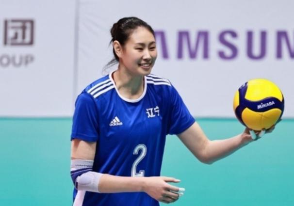 中国女排再无北长城！颜妮递交退役申请，众球迷既惋惜又感到慰藉休闲区蓝鸢梦想 - Www.slyday.coM