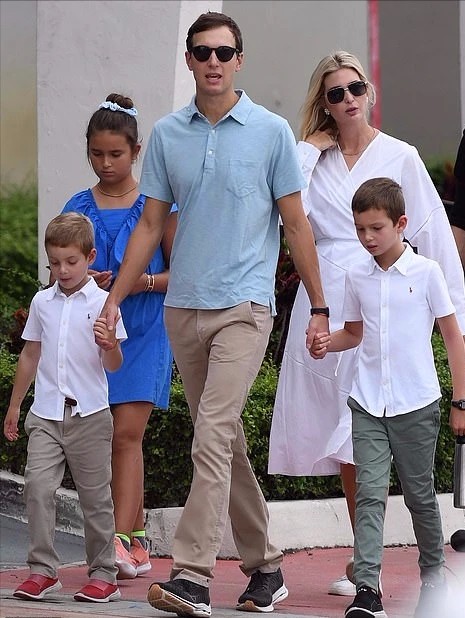 伊万卡带8岁儿子出街！穿500块平价衬衫裙亮相太节省，素颜也好看休闲区蓝鸢梦想 - Www.slyday.coM