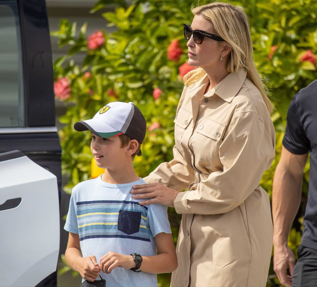 伊万卡带8岁儿子出街！穿500块平价衬衫裙亮相太节省，素颜也好看休闲区蓝鸢梦想 - Www.slyday.coM