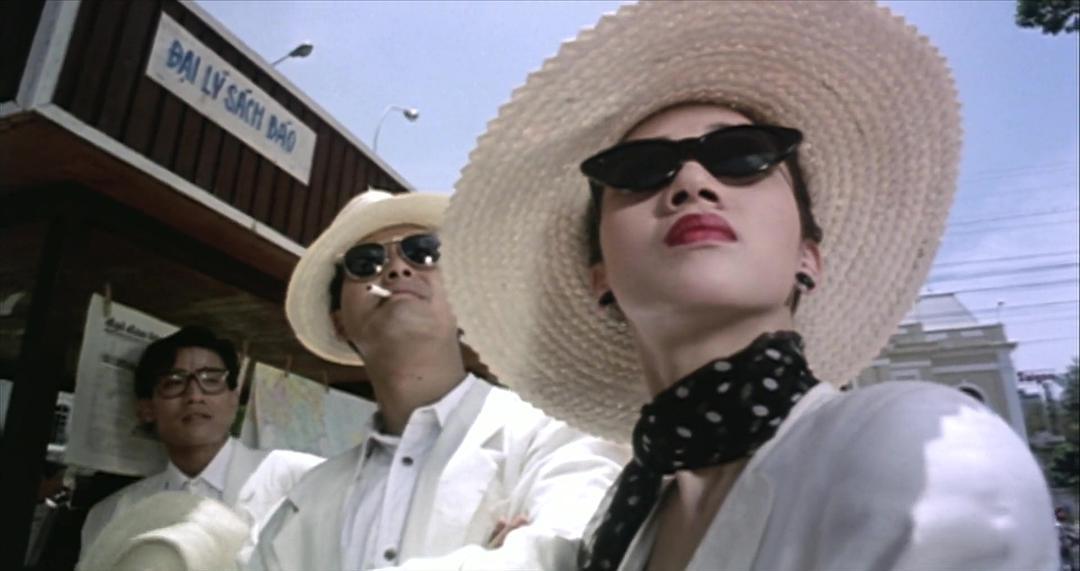 梅艳芳还有《爱君如梦》《男歌女唱》《慌心假期》《红番区》《醉拳2