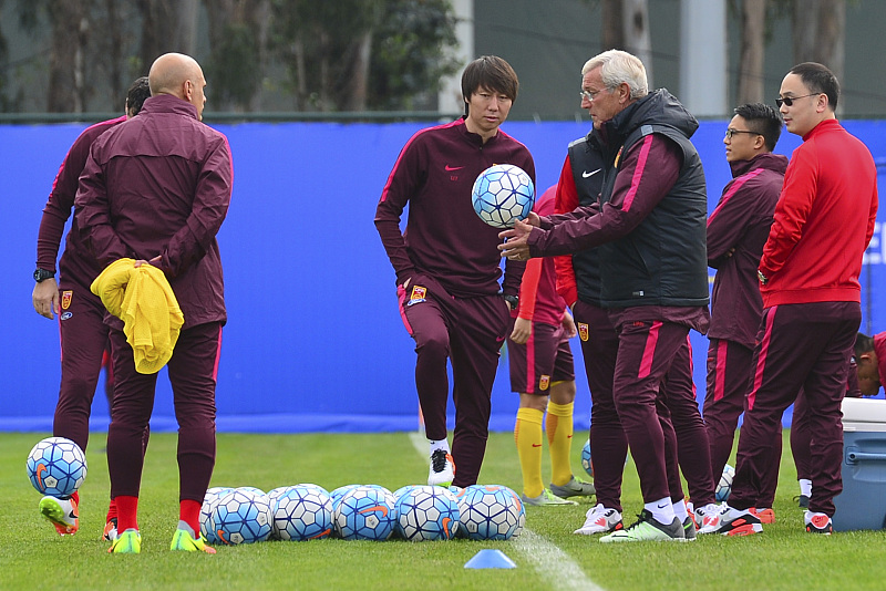 想念里皮!上届前5轮2分,后5轮踢出3胜1平1负,本届还有多大希望休闲区蓝鸢梦想 - Www.slyday.coM 想念里皮!上届前5轮2分,后5轮踢出3胜1平1负,本届还有多大希望休闲区蓝鸢梦想 - Www.slyday.coM