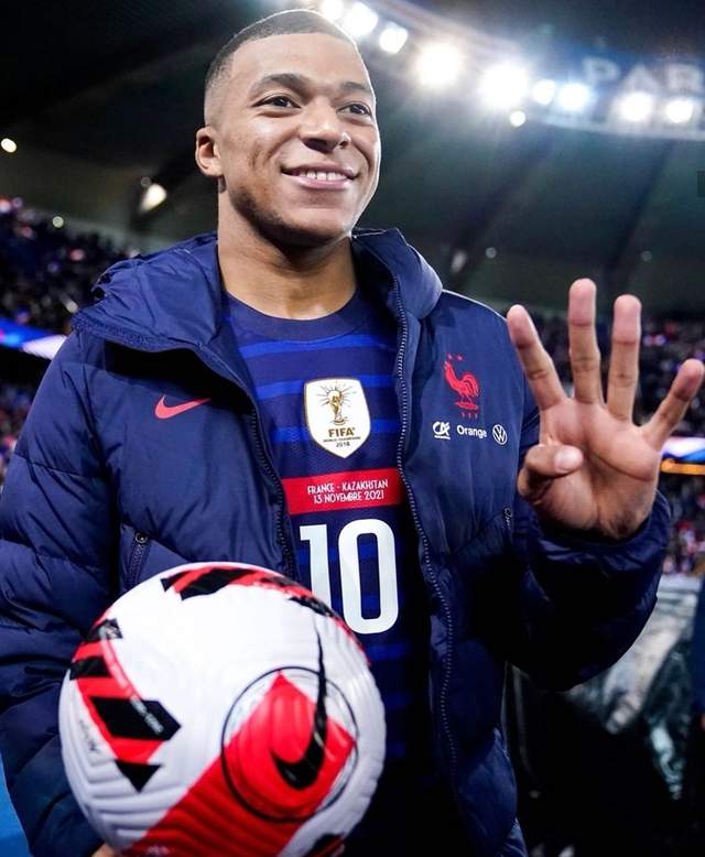 法国8休闲区蓝鸢梦想 - Www.slyday.coM