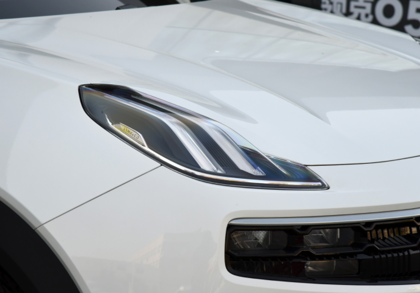 年轻高颜值新秀对比：领克06和吉利缤越谁更值得买？