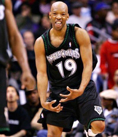 被禁止的庆祝动作:范弗利特不雅动作被处罚,詹皇一动作也曾被禁休闲区蓝鸢梦想 - Www.slyday.coM 被禁止的庆祝动作:范弗利特不雅动作被处罚,詹皇一动作也曾被禁休闲区蓝鸢梦想 - Www.slyday.coM