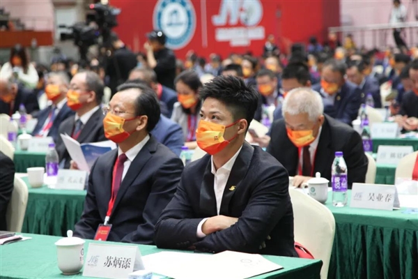 苏炳添：很开心让母校成为唯一的“983大学”休闲区蓝鸢梦想 - Www.slyday.coM