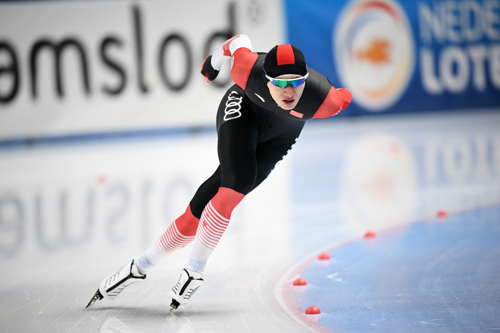 速度滑冰世界杯赛波兰站男子1500米赛况