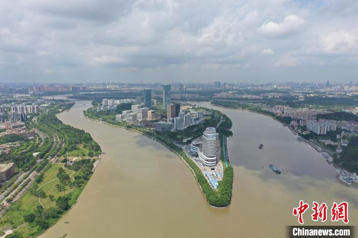 广州国际生物岛航拍图 陈骥旻 摄