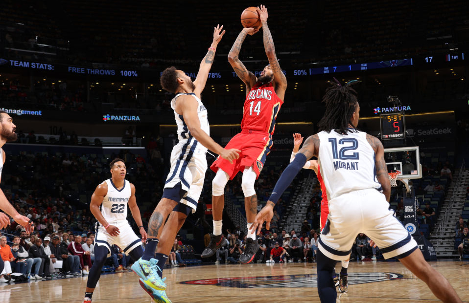 英格拉姆复出19分鹈鹕战胜灰熊结束连败