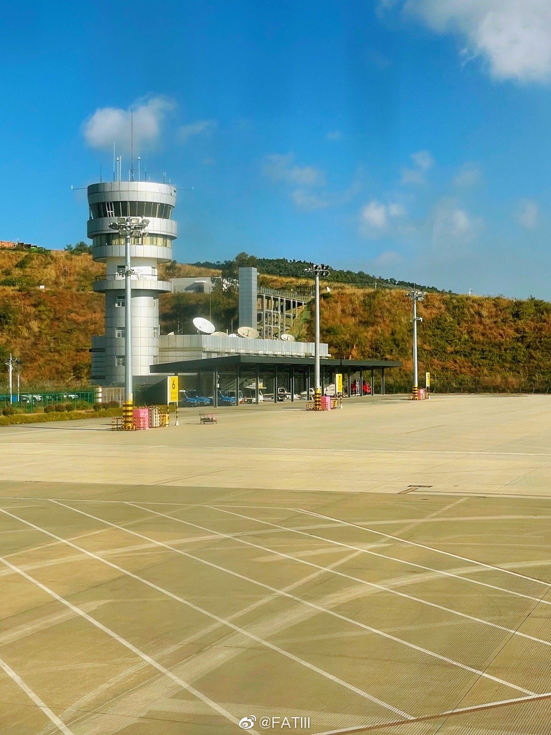 造访一个「山顶航母」的机场,攀枝花保安营机场……|攀枝花市|云南省