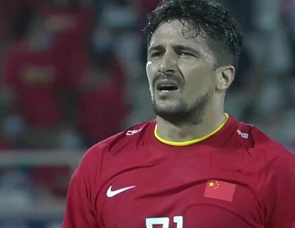 回应被换下，洛国富话语为何卑微？觉悟不如归化，李铁脸红吗？休闲区蓝鸢梦想 - Www.slyday.coM