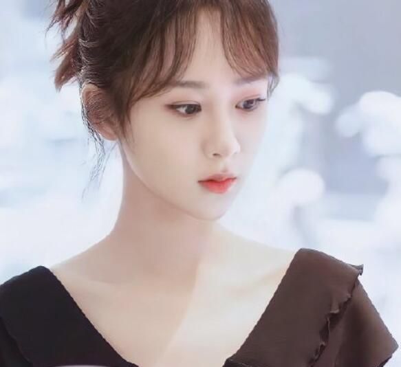 脱坑了,杨紫与欢瑞合约到期不再续约,粉丝喜大普奔,全网祝福休闲区蓝鸢梦想 - Www.slyday.coM