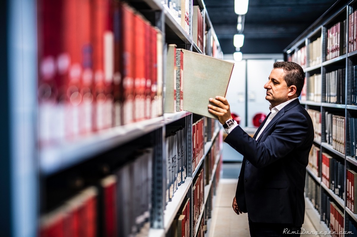 揭秘延续百年的性感密码：珍重每一段历史并将他们传承下去休闲区蓝鸢梦想 - Www.slyday.coM