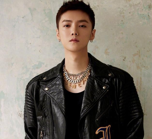 五哈第二季阵容官宣,全员拍摄宣传片时,鹿晗白得像被P上的休闲区蓝鸢梦想 - Www.slyday.coM