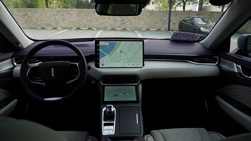 同样是长城的紧凑型SUV，哈弗神兽和WEY拿铁该怎么选？