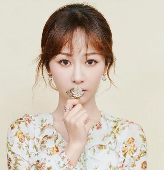 杨紫网宣与欢瑞世纪合约到期不再续约,粉丝纷纷送上祝福休闲区蓝鸢梦想 - Www.slyday.coM