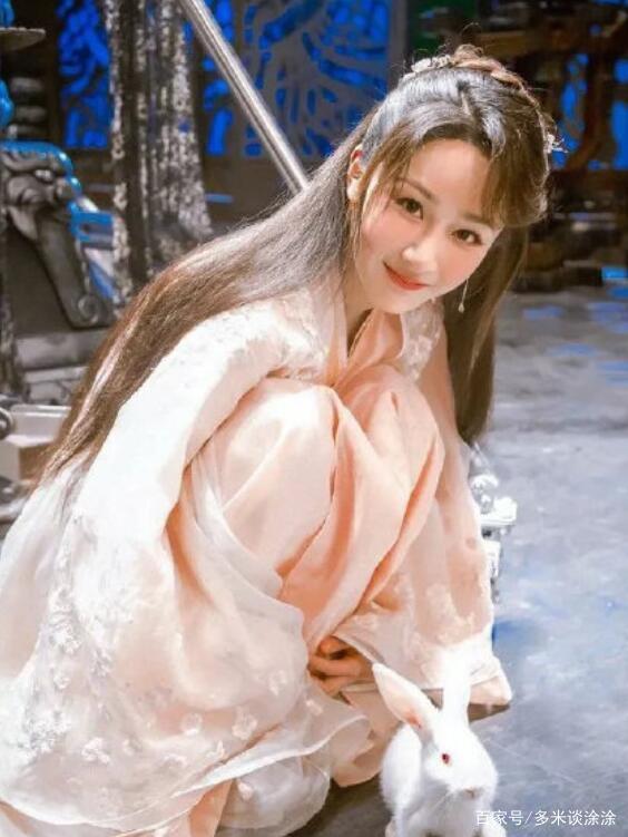 脱坑了,杨紫与欢瑞合约到期不再续约,粉丝喜大普奔,全网祝福休闲区蓝鸢梦想 - Www.slyday.coM