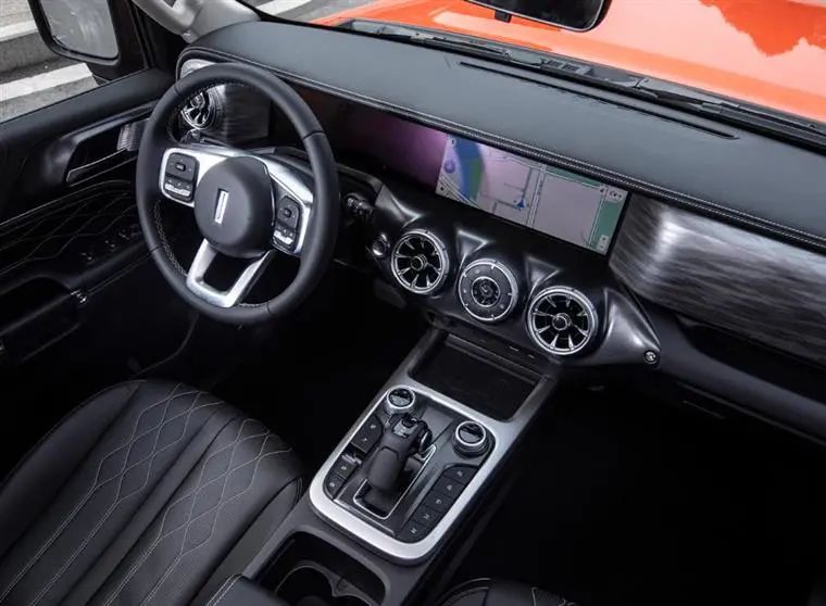 谁说进藏的都会选霸道？20万左右的价格这三款车照样硬派