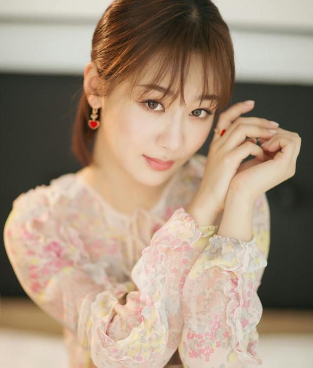 杨紫网宣与欢瑞世纪合约到期不再续约,粉丝纷纷送上祝福休闲区蓝鸢梦想 - Www.slyday.coM