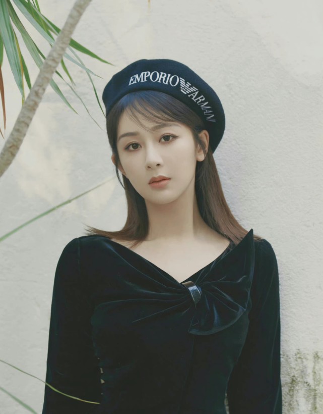 杨紫与公司合约到期不续约,公司回应引争议,互相祝福未来发展休闲区蓝鸢梦想 - Www.slyday.coM 杨紫与公司合约到期不续约,公司回应引争议,互相祝福未来发展休闲区蓝鸢梦想 - Www.slyday.coM