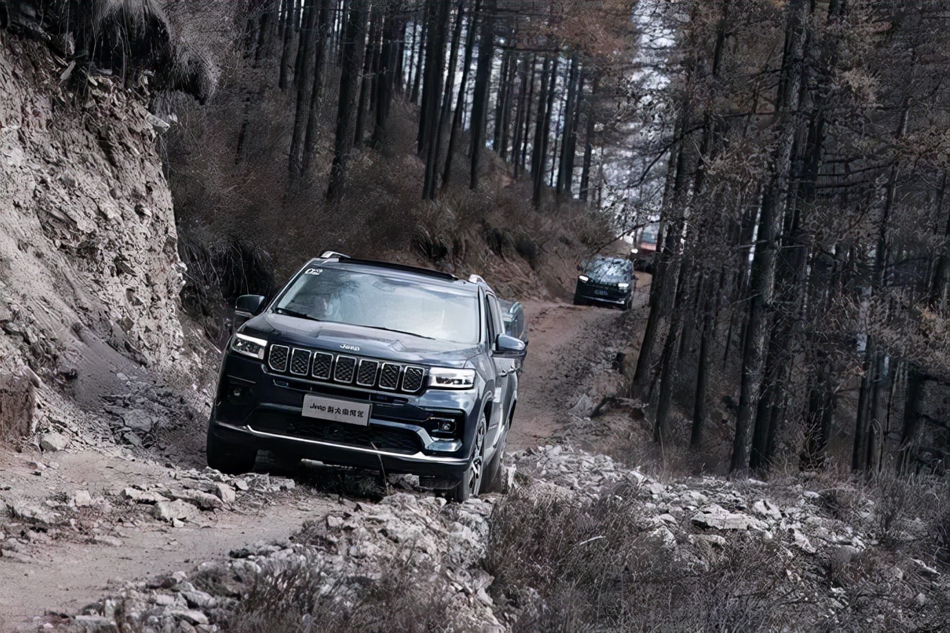 谁说进藏的都会选霸道？20万左右的价格这三款车照样硬派