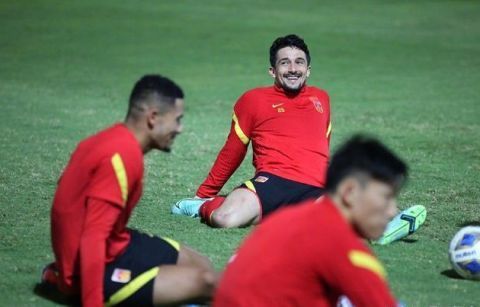 回应被换下，洛国富话语为何卑微？觉悟不如归化，李铁脸红吗？休闲区蓝鸢梦想 - Www.slyday.coM