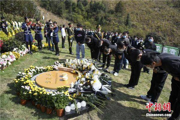 送别！袁隆平院士今日安葬，仪式上的这句话看哭了……休闲区蓝鸢梦想 - Www.slyday.coM