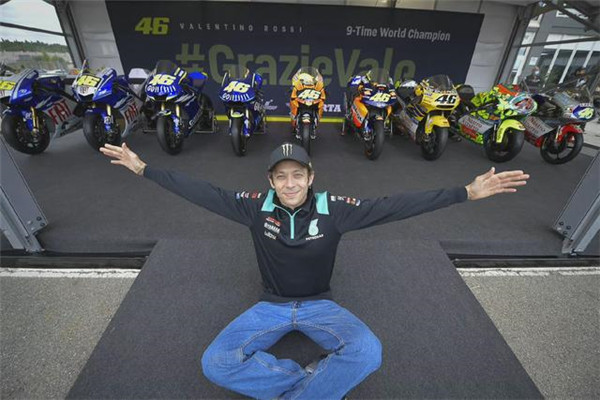 “开摩托车的F1车手”转身离去，九冠王罗西正式退役休闲区蓝鸢梦想 - Www.slyday.coM